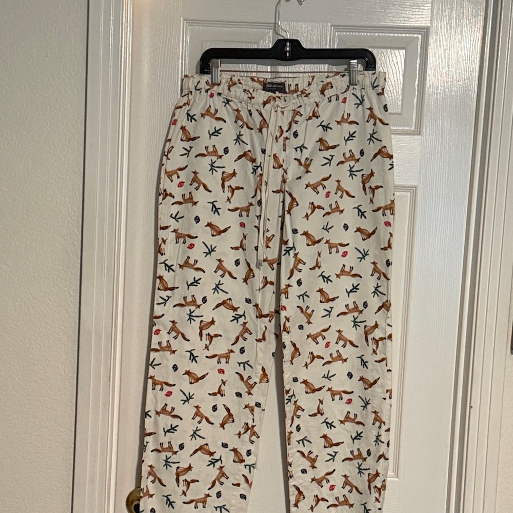 Super cute Foxy Lounge Pants with Drawstring
Medium Tall